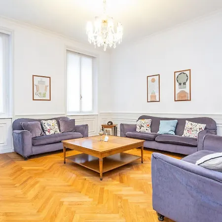 City Charm 3 Bdr Апартаменты Рим