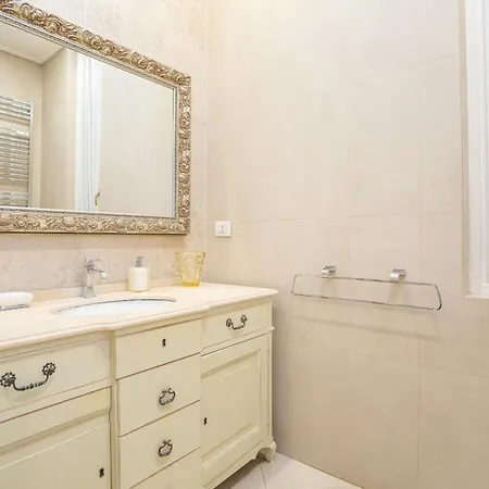 Апартаменты City Charm 3 Bdr